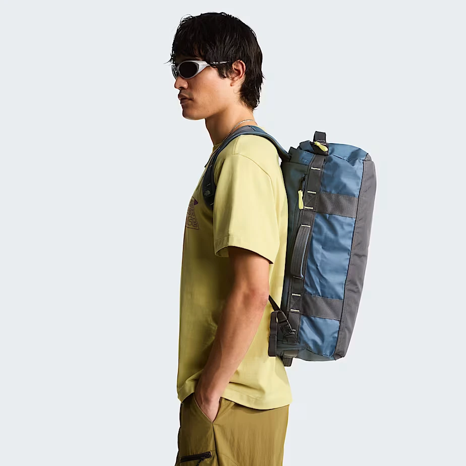 Base-Camp-Voyager-Duffel